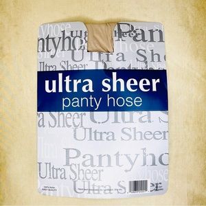 Ultra Sheer Pantyhose Women Nude Fits 5’- 5’8” Ht & 100 - 160 lbs One Size